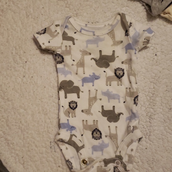 Preemie bundle - Picture 2 of 6